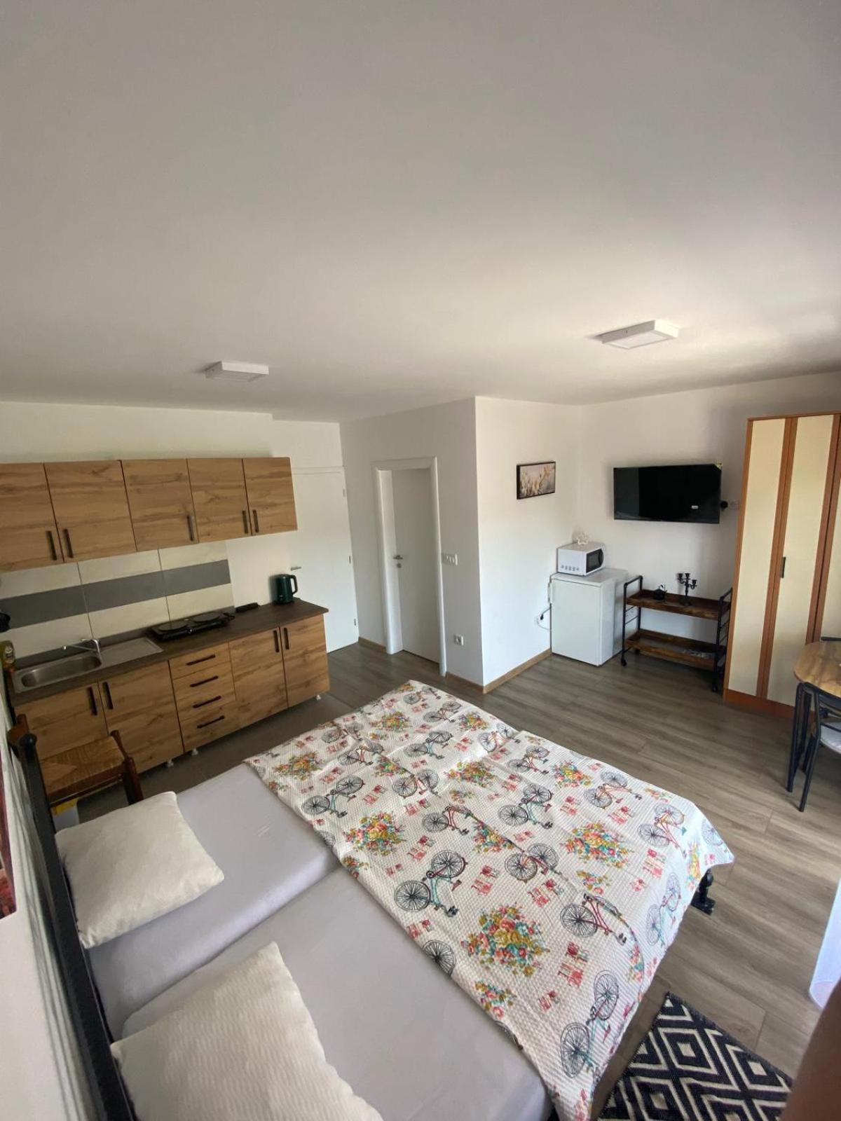 Asi 1 I Asi 2 Appartement Ivanica